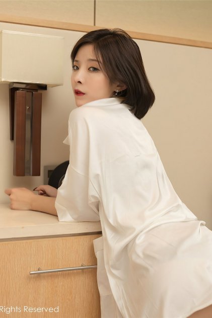 成人性欧美丨区二区三区