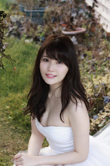 亚洲av婷婷五月产av中文