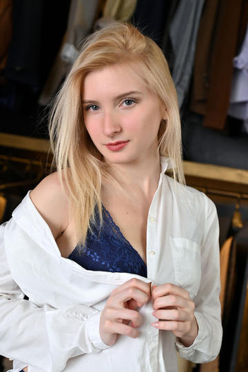 被发好人卡，我觉醒少女好感系统