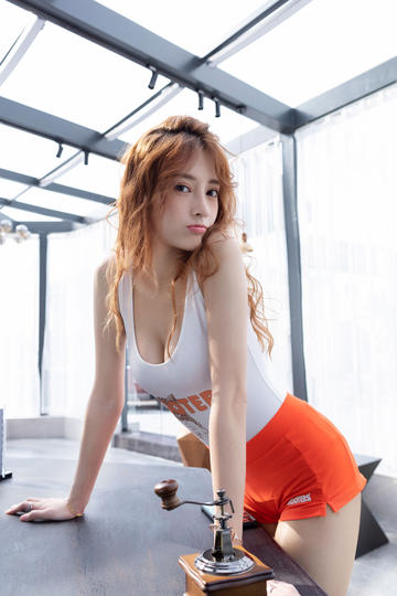 日本亚洲中文字幕天堂5d影院